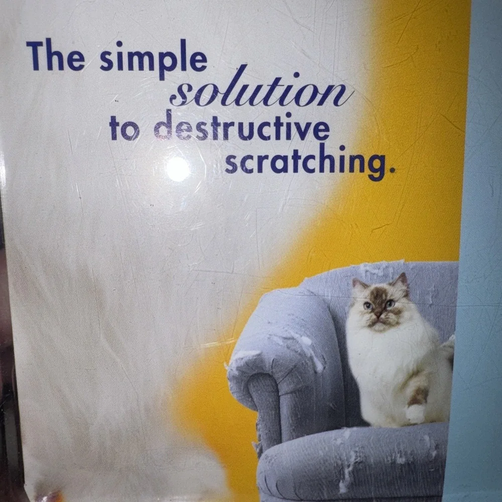 Soft Claws Nail Caps & Adhesive (40) for Cats Small (6-8lbs) RED New NO Scratch